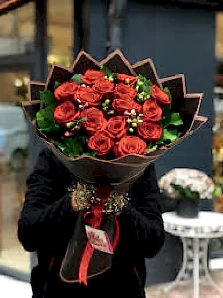 15 Kırmızı Gül Buketi